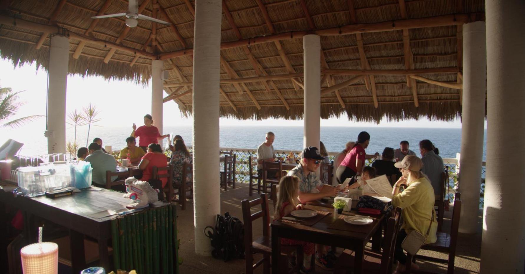 Traditional Sierra Leon Oceanfront Rooms - Adults Only Puerto Vallarta Exterior photo