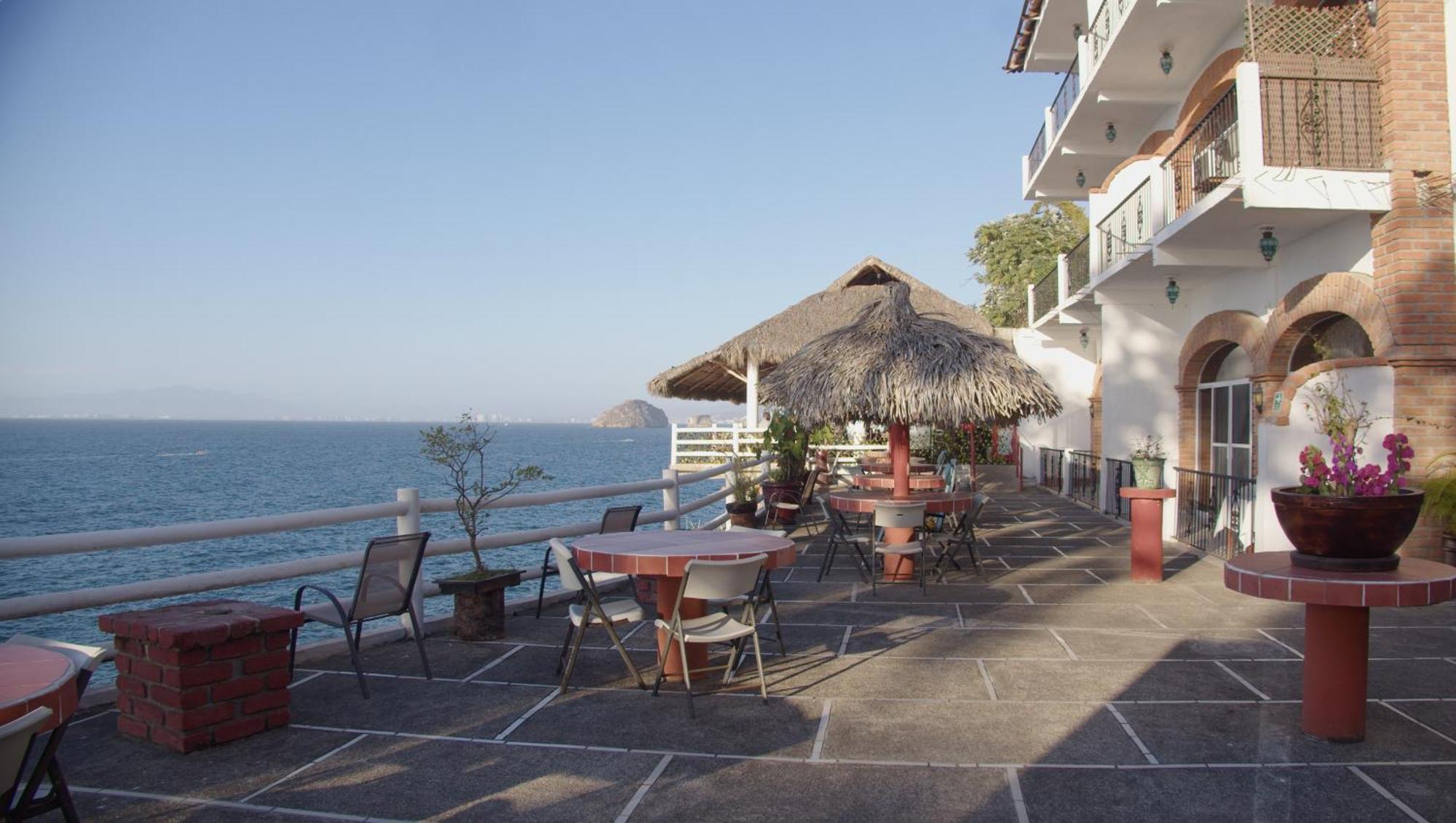 Traditional Sierra Leon Oceanfront Rooms - Adults Only Puerto Vallarta Exterior photo