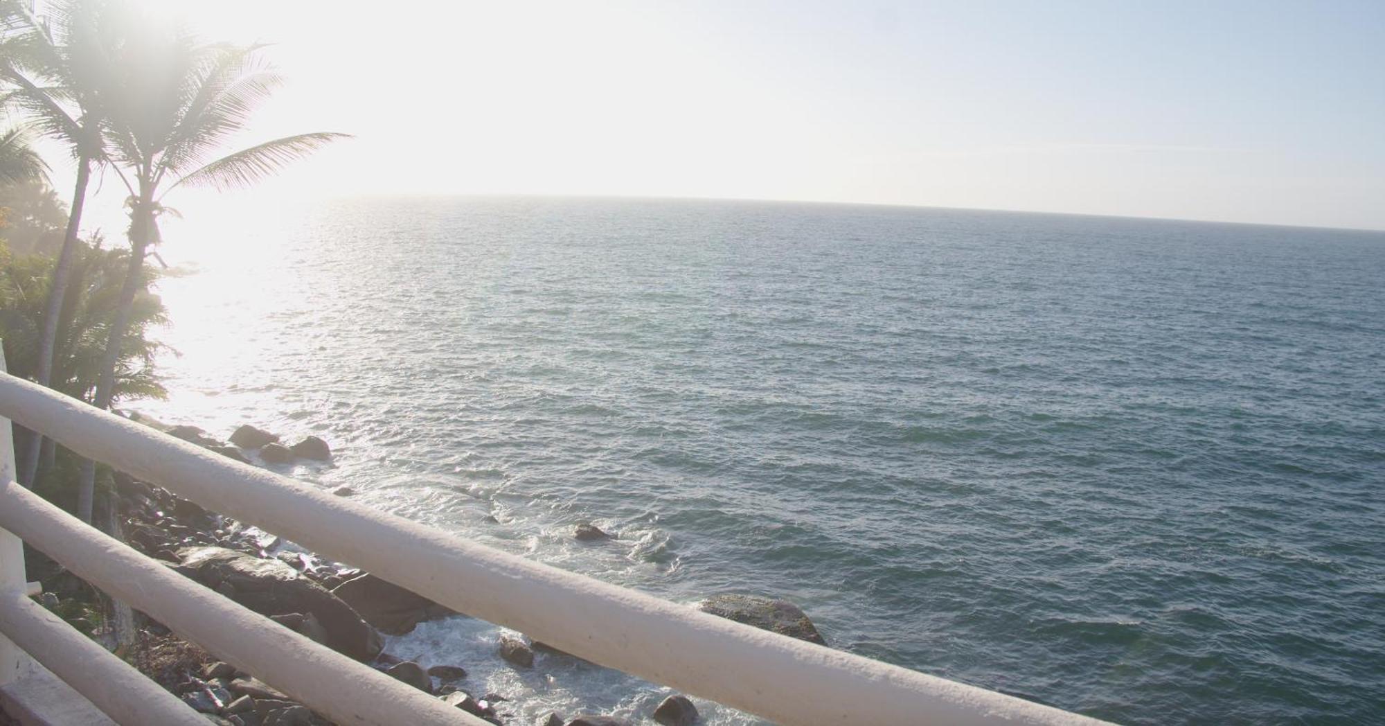 Traditional Sierra Leon Oceanfront Rooms - Adults Only Puerto Vallarta Exterior photo