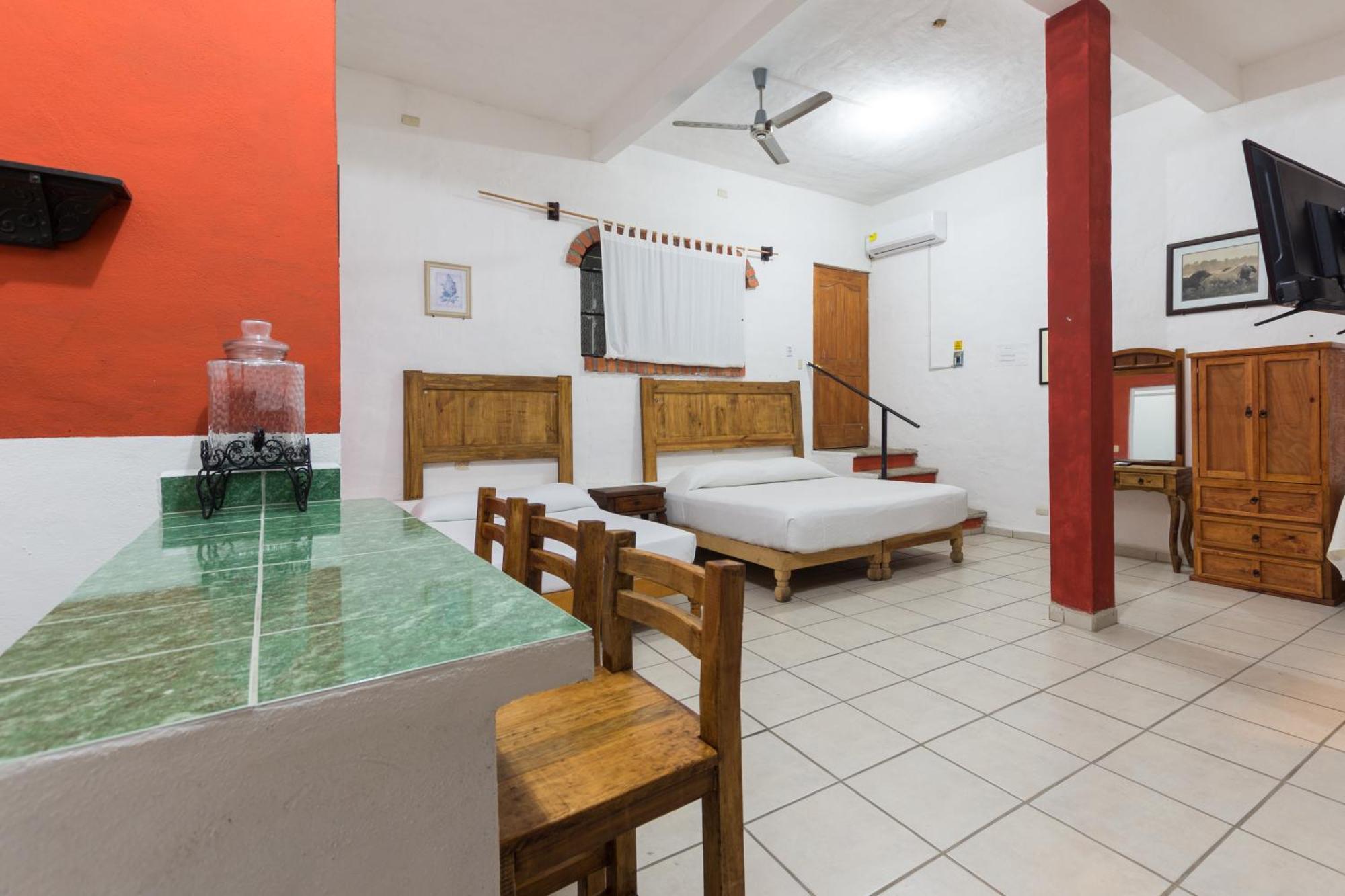 Traditional Sierra Leon Oceanfront Rooms - Adults Only Puerto Vallarta Exterior photo